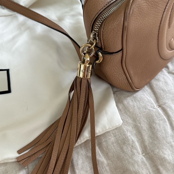 Gucci Tan Marmont Leather Crossbody Bag pebbled leather - Picture 3 of 7